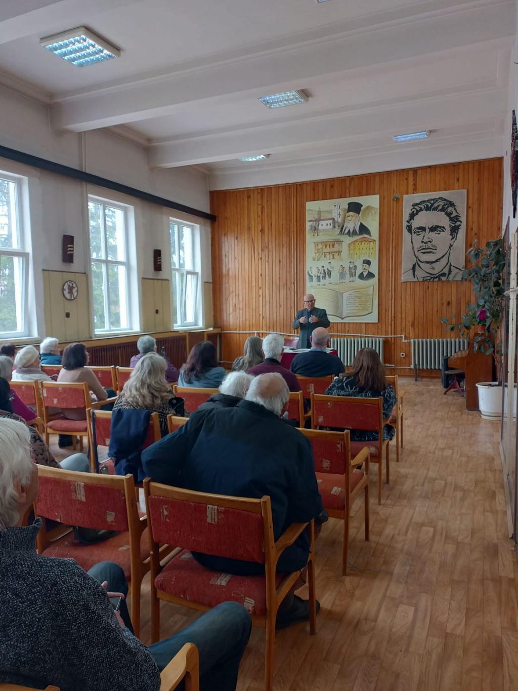 Представяне на книгата "Улиците и техните обитатели в Каменица по време на моето детство" с автор Никола Делиев в гр. Велинград - НЧ Васил Левски 1904 - Велинград